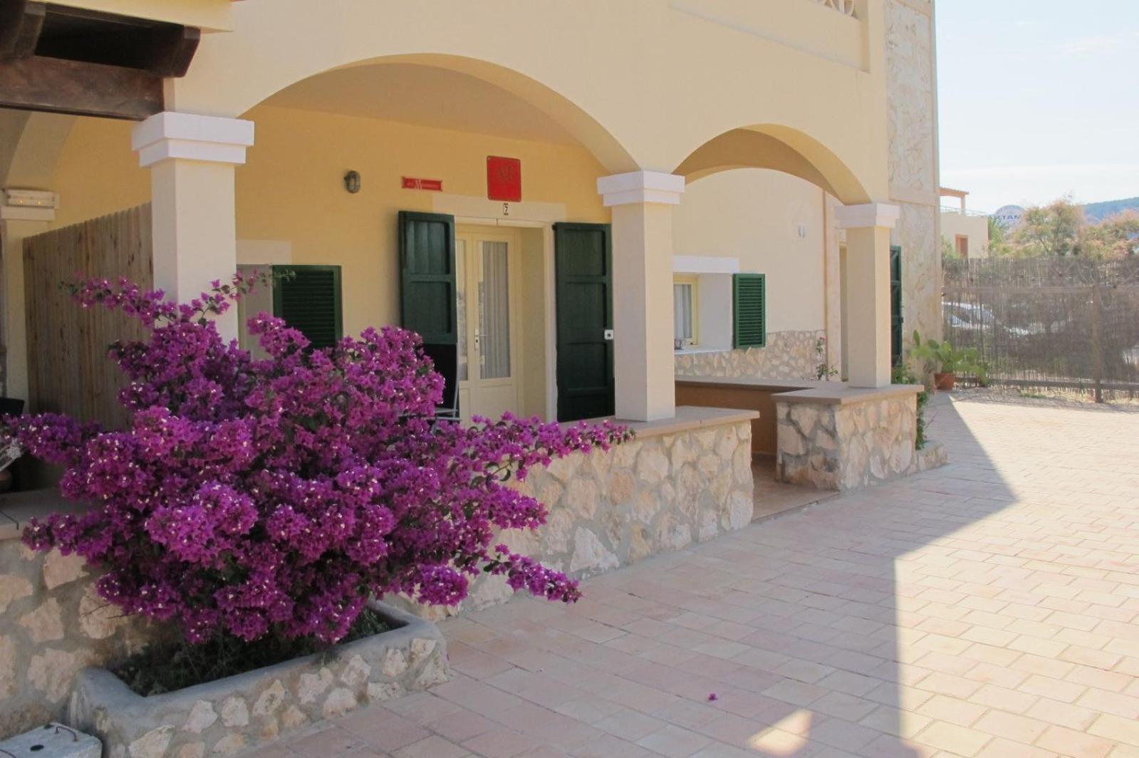 Apartments Campanitx - Astbury Formentera Es Calo  Quarto foto