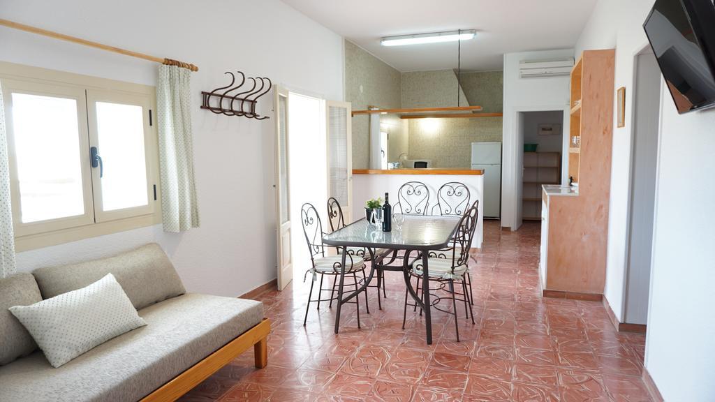 Apartments Campanitx - Astbury Formentera Es Calo  Exterior foto